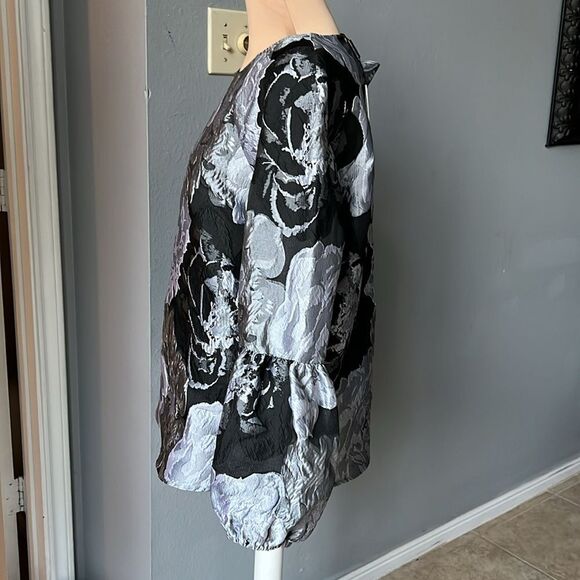 Calvin Klein Floral Jacquard Puff-Sleeve Blouse - Picture 4 of 6